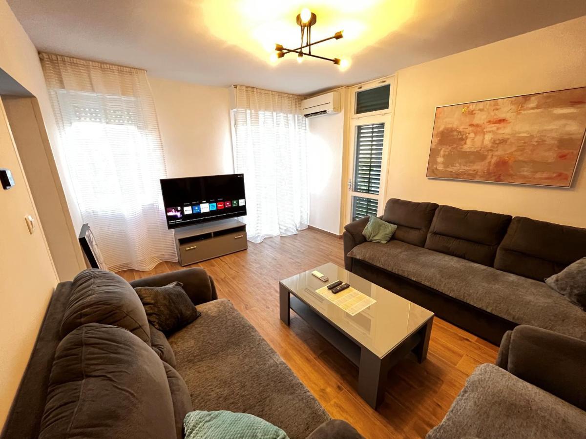 Ana Appartement Split Buitenkant foto